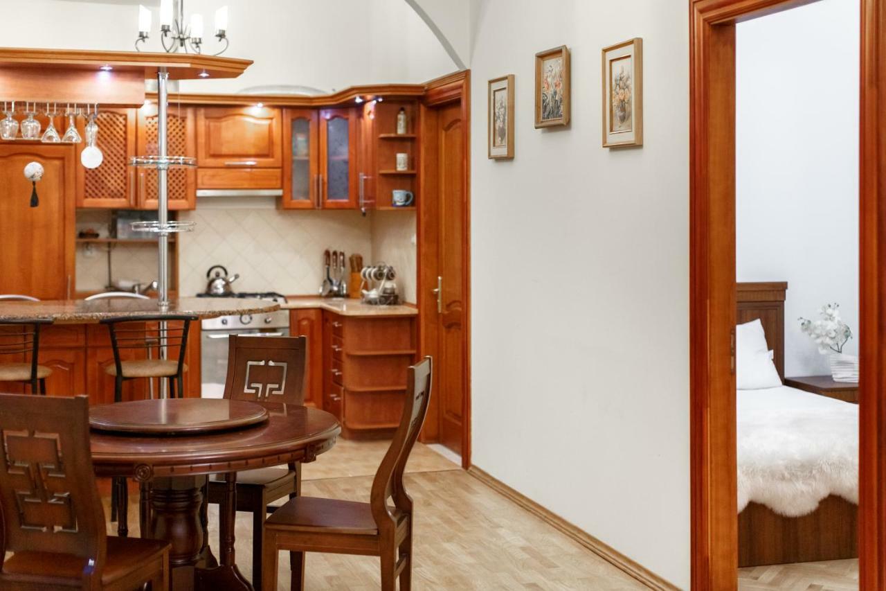 Grand Lviv Apartment I Kültér fotó